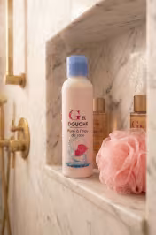 Texture gel douche eau de rose Rose Soffi – gel crémeux hydratant corps douche quotidienne - miniature 3