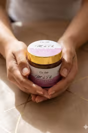 Tenu en main pot masque argile blanche visage 200g Rose Soffi – White Clay et poudre de rose peau sensible Maroc - miniature 4