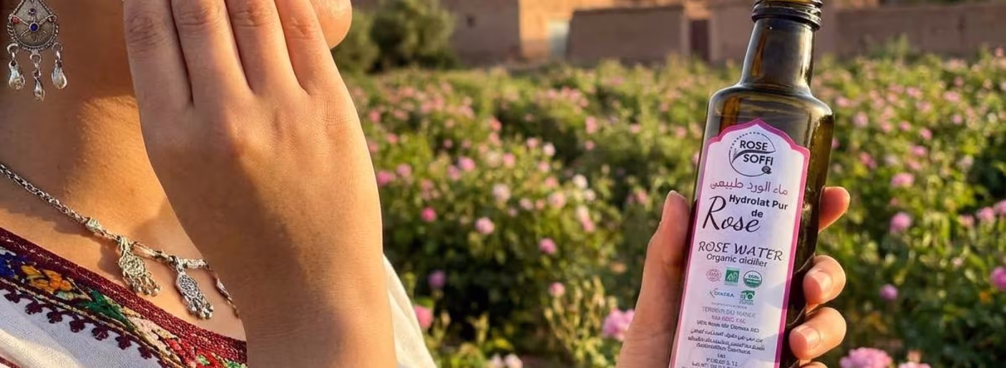Comment reconnaître une vraie eau de rose